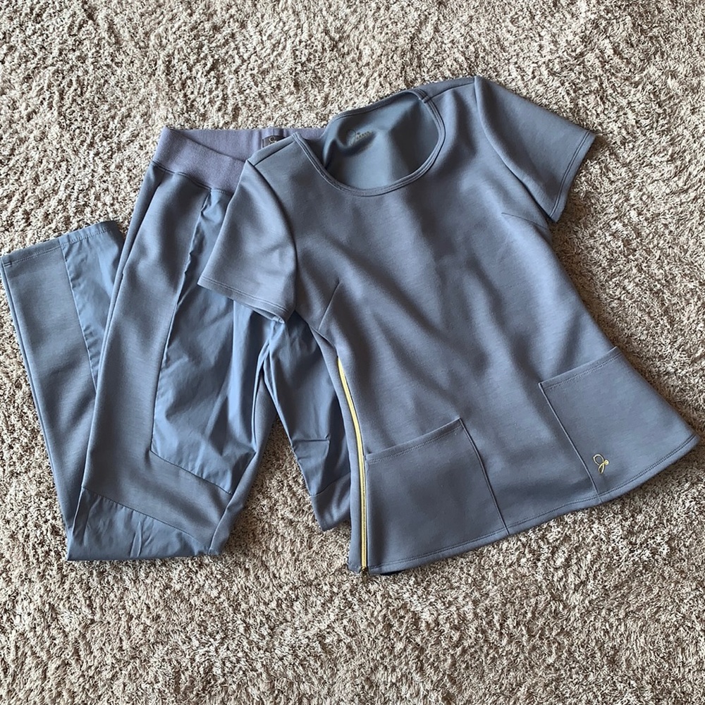 Jaanuu Grey Scrub Set Top size Small Pants medium